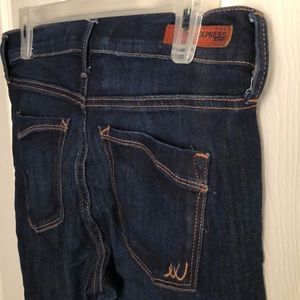 Express “mid-rise legging” jeans